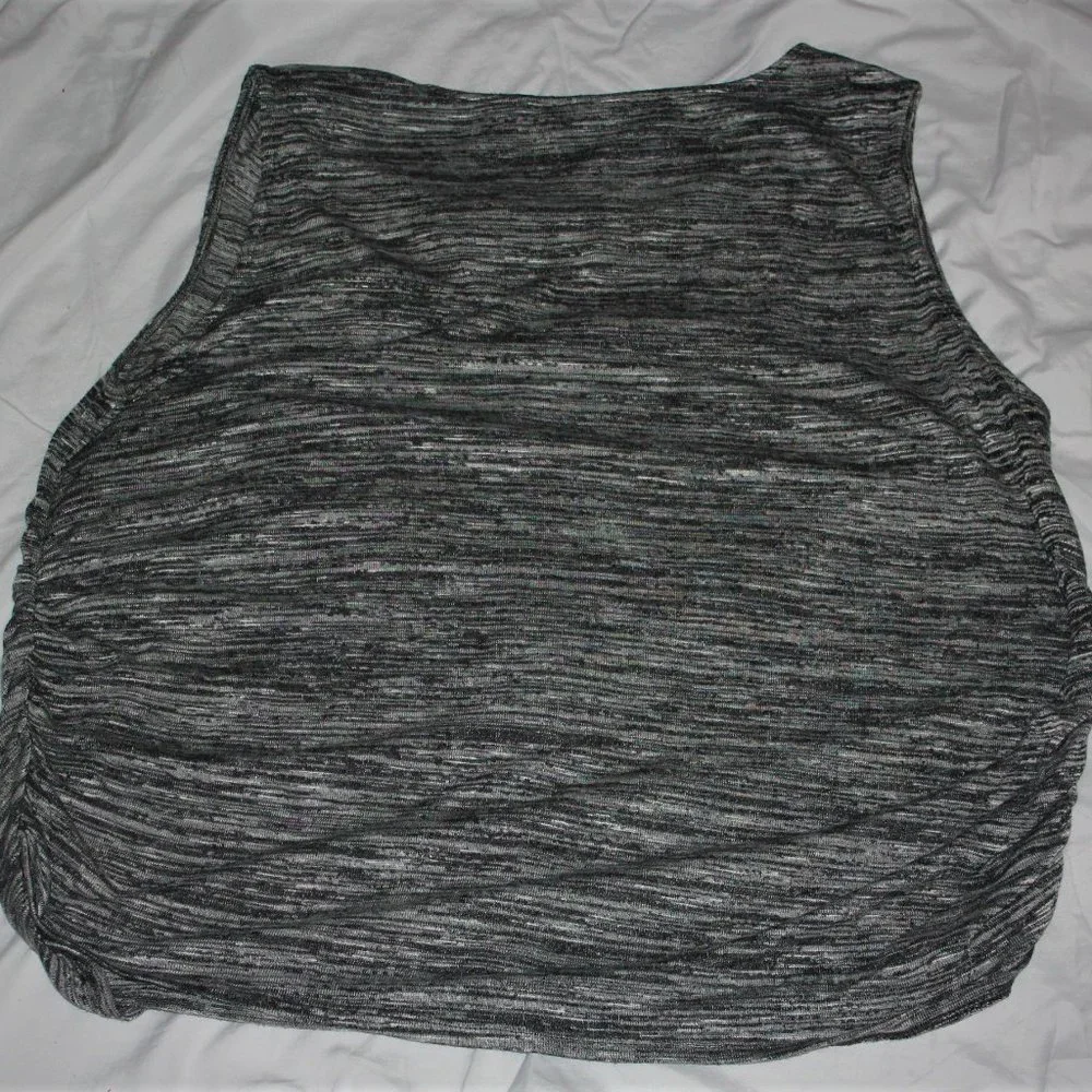 Avenue Sleeveless Top and Cardigan Set - Picture 5 of 8